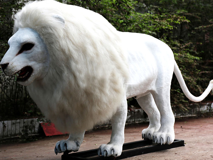 自然公园能动会叫的仿真动物――2.5米白狮子模型